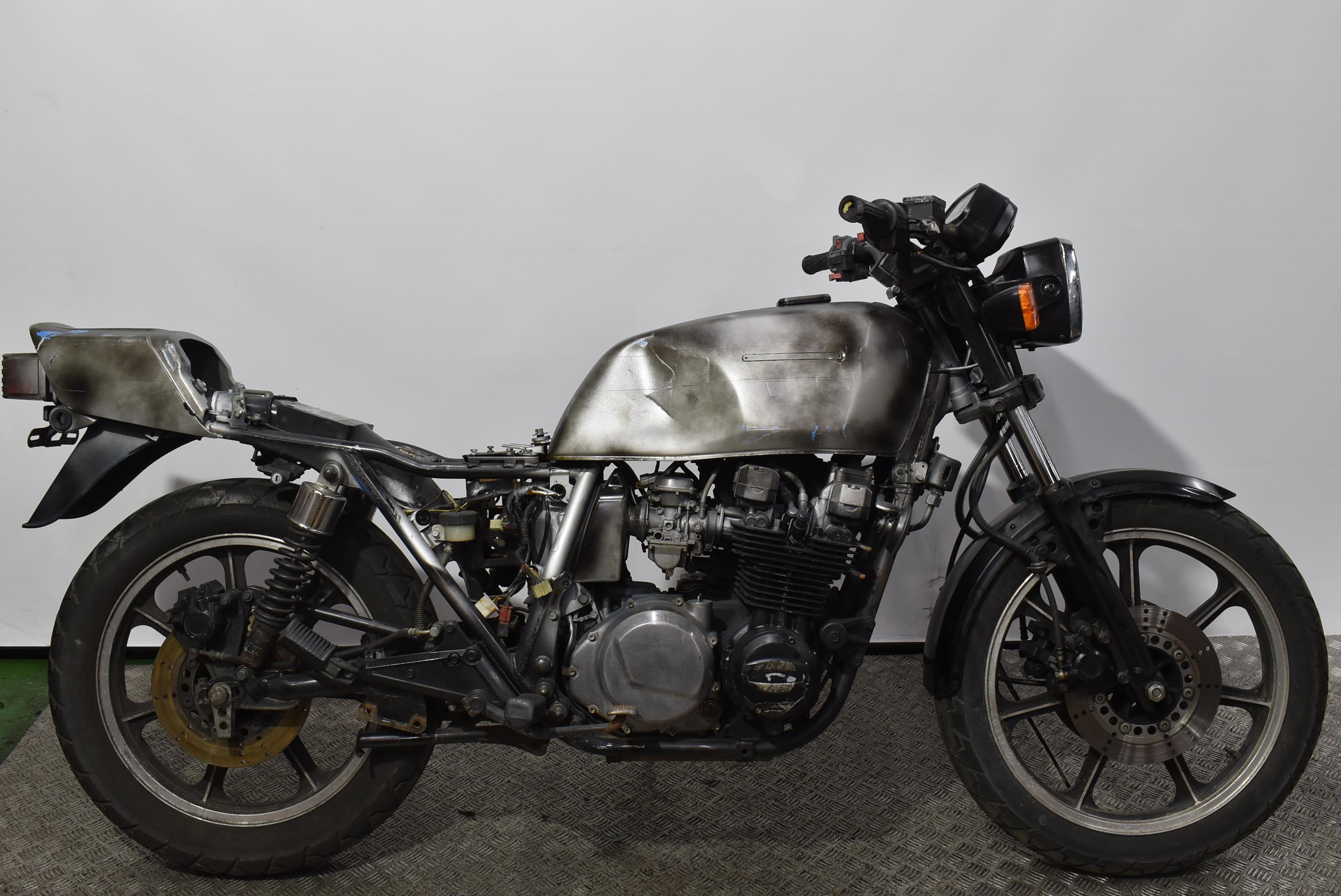 K495 当時物 純正 Z700GP クラッチホルダー 0002 検) Z750GP GPZ750F Z1100GP ::  Yahoo!Auction｜DEJAPAN - Bid and Buy Japan with 0% commission